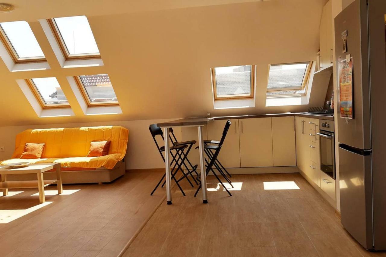 Sky Blue Danube Apartment Ruse Extérieur photo