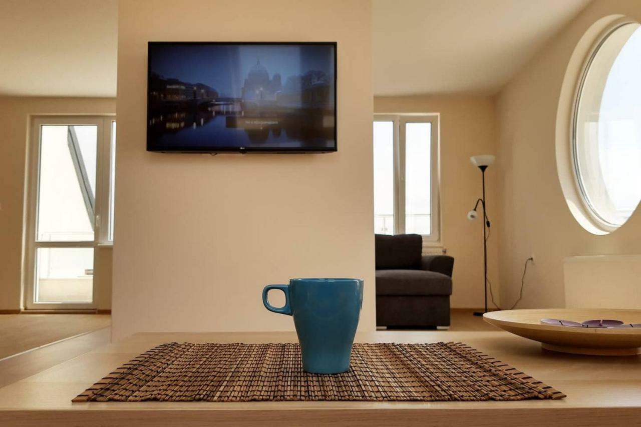 Sky Blue Danube Apartment Ruse Extérieur photo