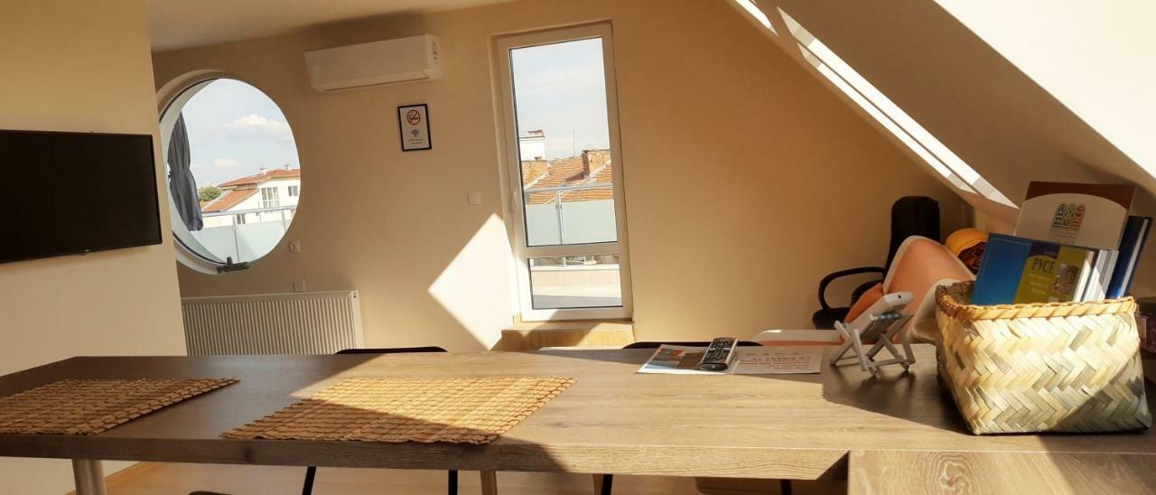 Sky Blue Danube Apartment Ruse Extérieur photo